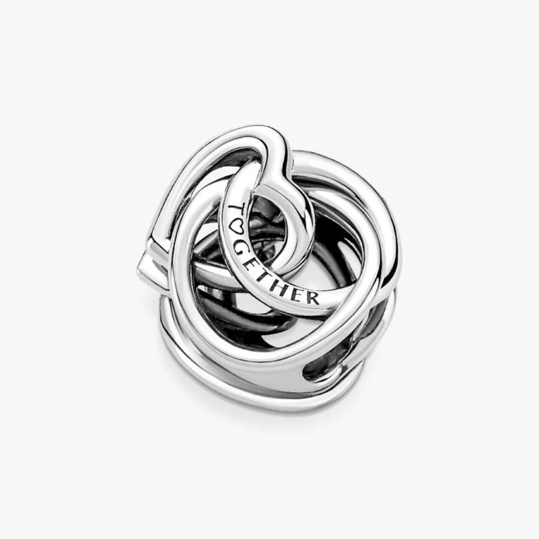 Pandora Family Always Encircled Heart Charmsterling Silver 791507c00 30$